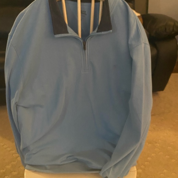 Izod - Picture 1 of 3